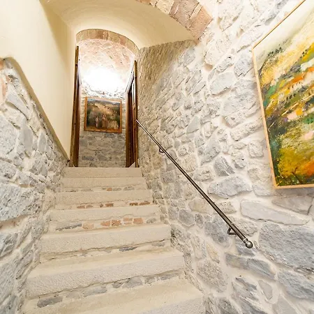 Tenuta Testarossa * Pescosansonesco