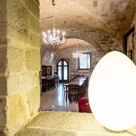 坦奴塔特斯坦罗萨酒店 * Pescosansonesco