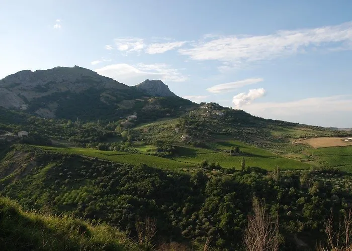 坦奴塔特斯坦罗萨酒店 农家乐 *