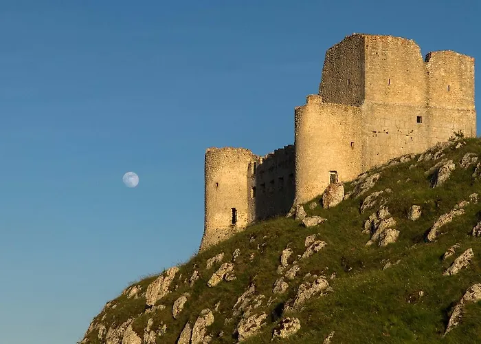 农家乐 坦奴塔特斯坦罗萨酒店